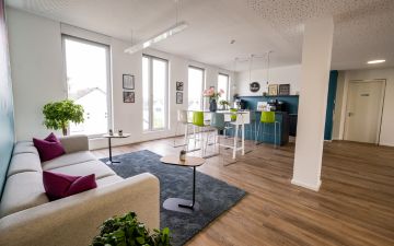 Lounge- und Küchenbereich - Bild 5