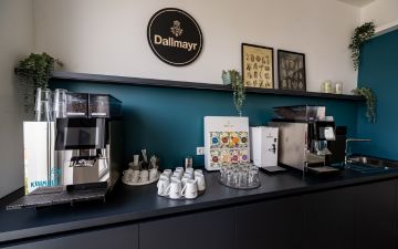 Lounge- und Küchenbereich - Bild 9